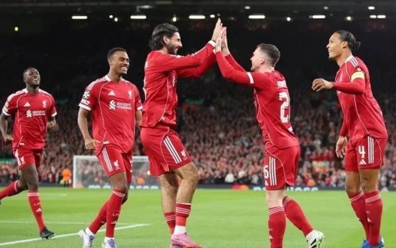 اللقاء المنتظر.. تشكيل ليفربول أمام برايتون وموقف محمد صلاح في الدوري الإنجليزي